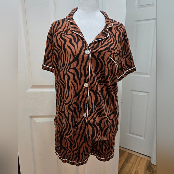 Seeing Stars Other - Zebra Print Button-Up Pajama Set, Size Large, Seeing Stars